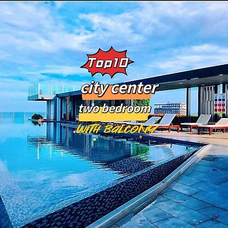 The Base Seaview Holiday Inn Pattaya Εξωτερικό φωτογραφία