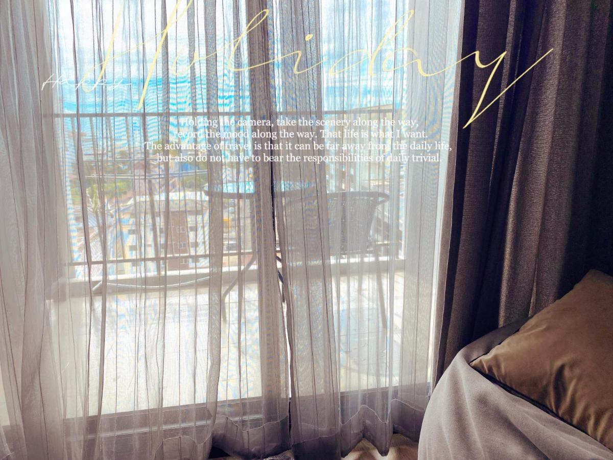 The Base Seaview Holiday Inn Pattaya Εξωτερικό φωτογραφία